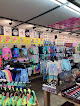 B's Factory Outlet in Mn