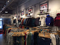 Burton Wrentham Outlet Store in Ma