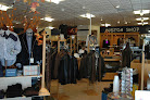 Canterbury's Fine Men's Clothing in Ri
