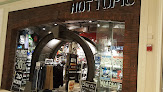 Hot Topic in Me