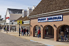 Kittery Premium Outlets in Me