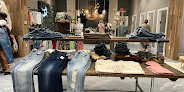 Lauriebelles Outlet Center in Sd