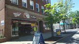 Paul's Clothing & Shoe Store in Me