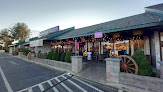 Quaker Valley Mall in Ri