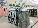 Roses Discount Store in La