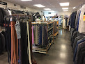Suit Yourself Outlet in Az