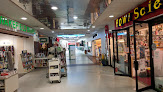 The Wakefield Mall in Ri