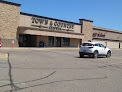 Town & Country Shopping Center in Nd