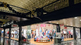 Uniqlo Union Station in Dc