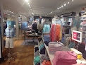 Vineyard Vines Outlet in Me